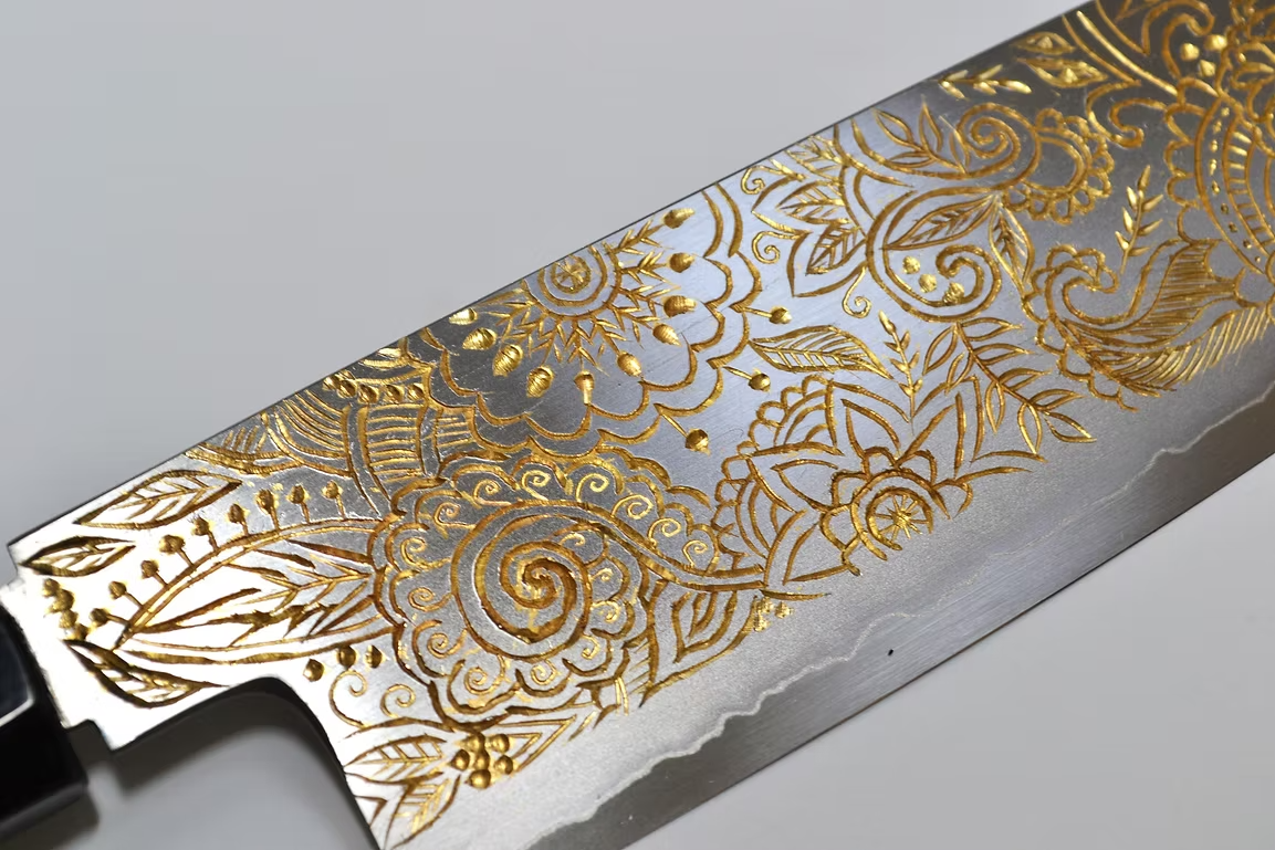 Sakai Takayuki Gold Filled Engraving by Kubota Mandala Silver Steel No.3 Santoku 180mm Ebony Wood (ferrule: Black Water Buffalo Horn And Silver Ring) Handle