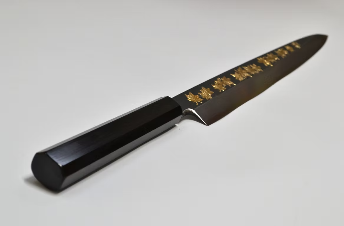 Sakai Takayuki Gold Filled Engraving by Kubota Maple White Steel No.2 Black Finished Yanagiba 270mm Ebony Wood (ferrule: Black Water Buffalo Horn And Silver Ring) Handle