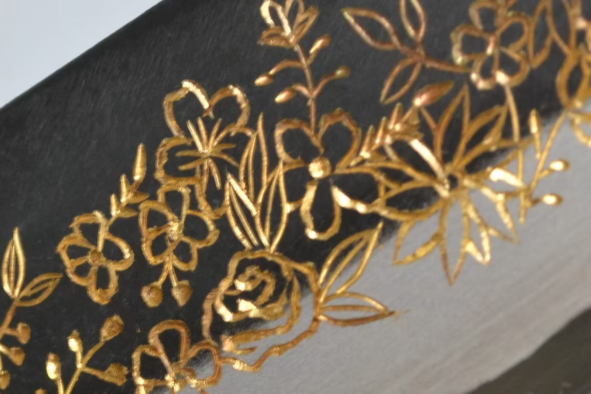 Sakai Takayuki Gold Filled Engraving by Kubota Flower garden White Steel No.2 Black Finished Santoku 180mm Ebony Wood (ferrule: Black Water Buffalo Horn And Silver Ring) Handle