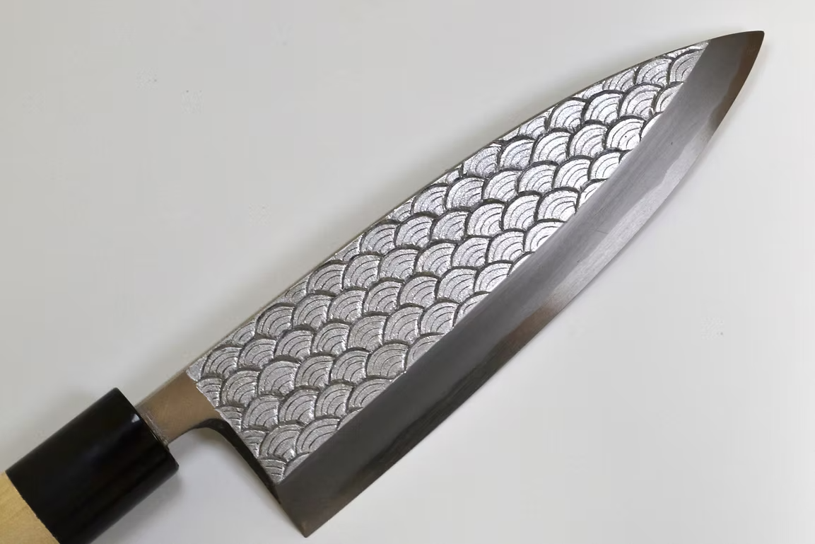Sakai Takayuki Engraving by Kubota Seigaiha White Steel Kasumitogi Deba 165mm Magnolia (Ferrule: Water Buffalo Horn) Handle