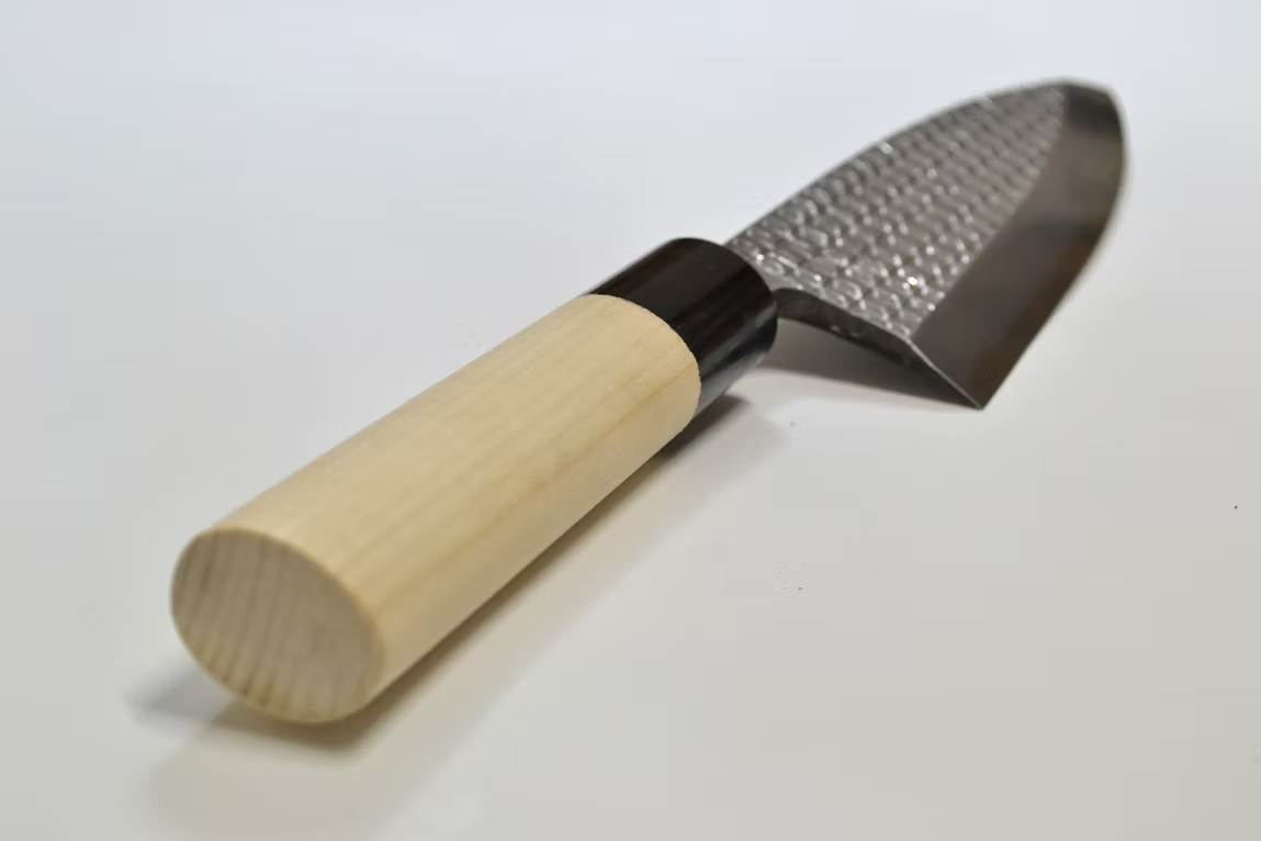 Sakai Takayuki Engraving by Kubota Asanoha White Steel Kasumitogi Deba 165mm Magnolia (Ferrule: Water Buffalo Horn) Handle