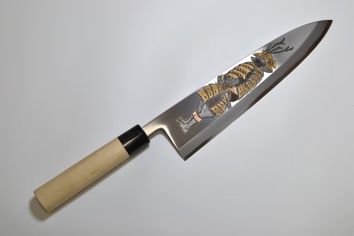 Sakai Takayuki Metal Decorated Engraving by Kubota Fūrinkazan White Steel Kasumitogi Deba 300mm Magnolia (Ferrule: Water Buffalo Horn) Handle