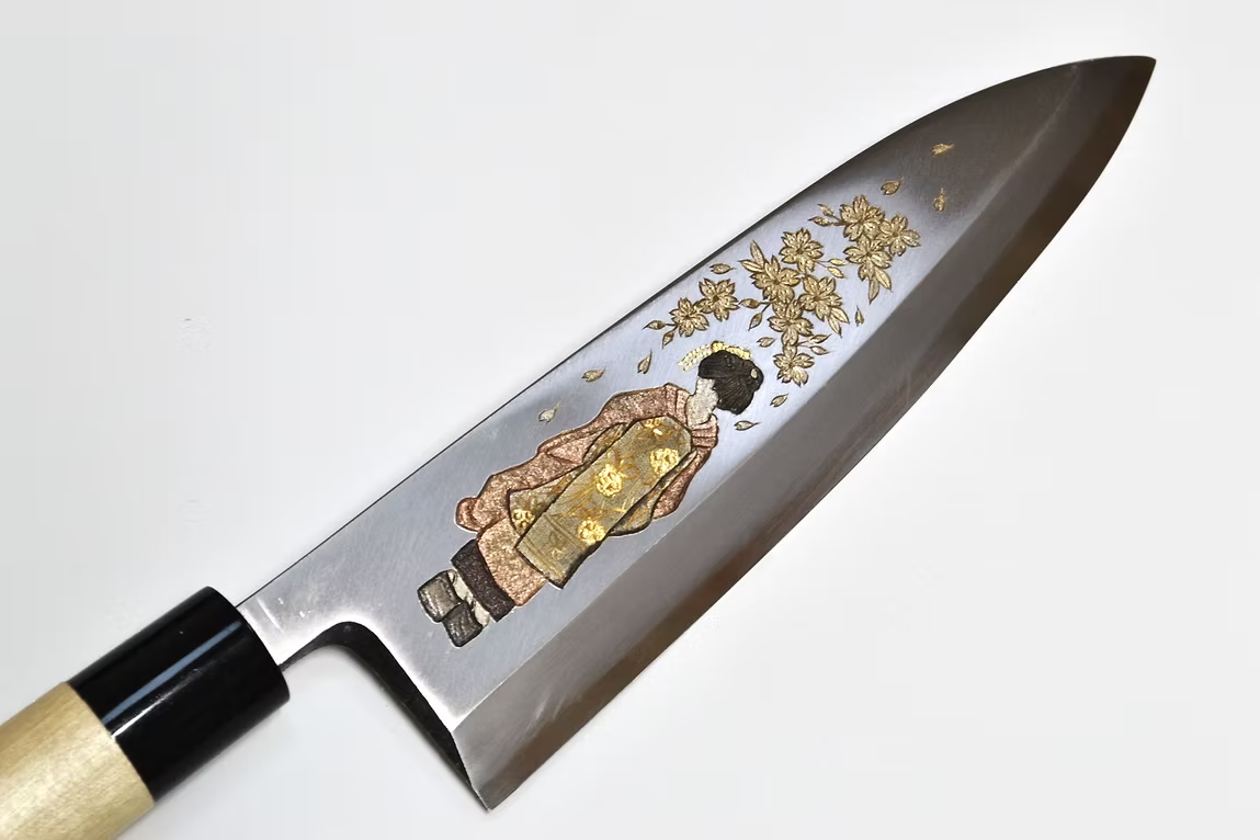 Sakai Takayuki Metal Decorated Engraving by Kubota Maiko and Sakura White Steel Kasumitogi Deba 240mm Magnolia (Ferrule: Water Buffalo Horn) Handle