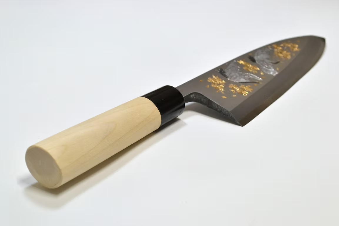 Sakai Takayuki Metal Decorated Engraving by Kubota Maizuru White Steel Kasumitogi Deba 240mm Magnolia (Ferrule: Water Buffalo Horn) Handle