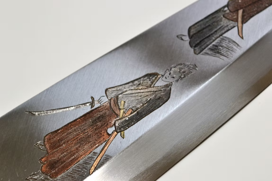 Sakai Takayuki Metal Decorated Engraving by Kubota Musashi and Kojiro White Steel Kasumitogi Deba 240mm Magnolia (Ferrule: Water Buffalo Horn) Handle