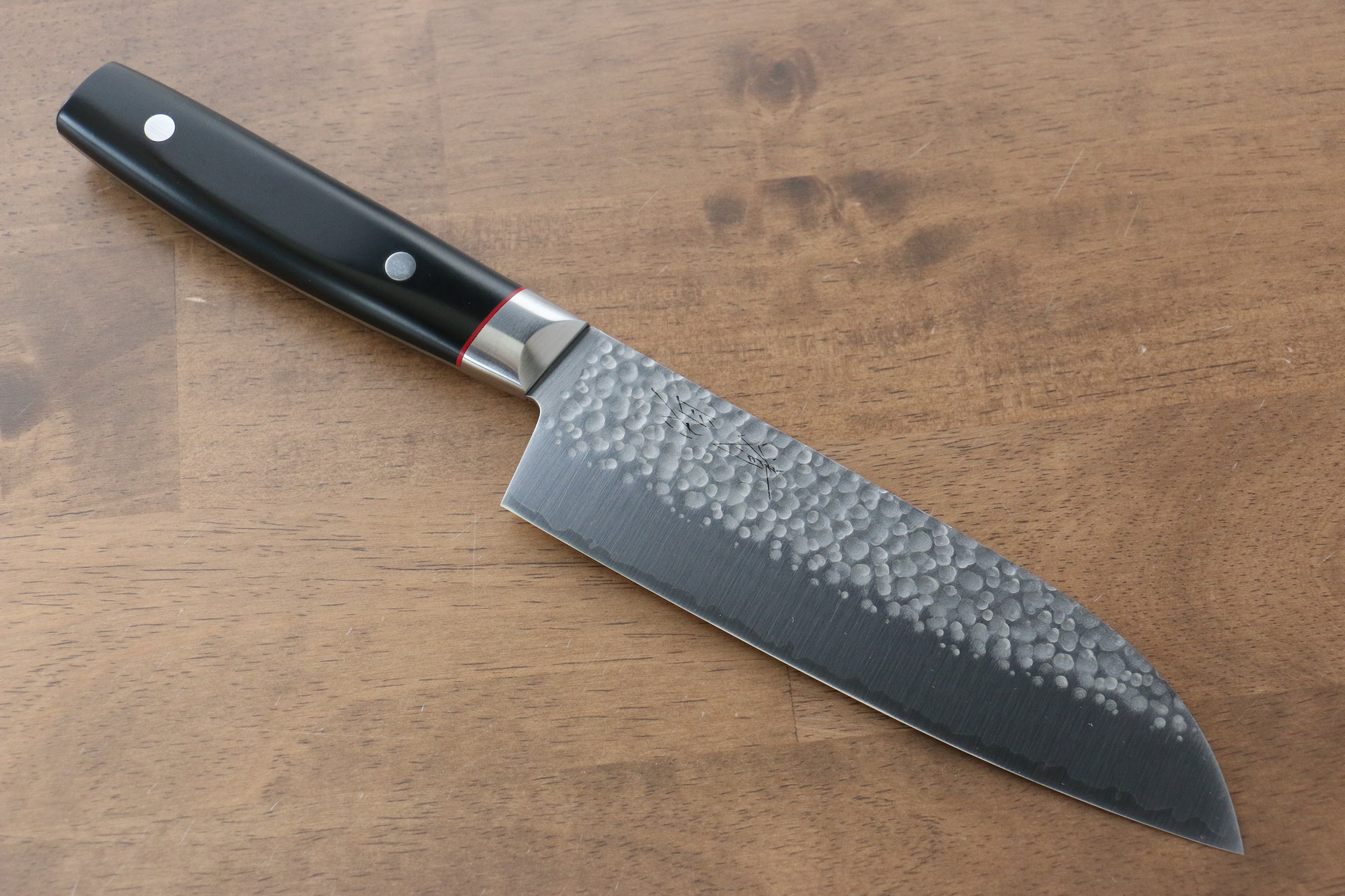 Seisuke PRO-J VG10 Hammered Santoku 170mm Black Micarta Handle - Japanny - Best Japanese Knife