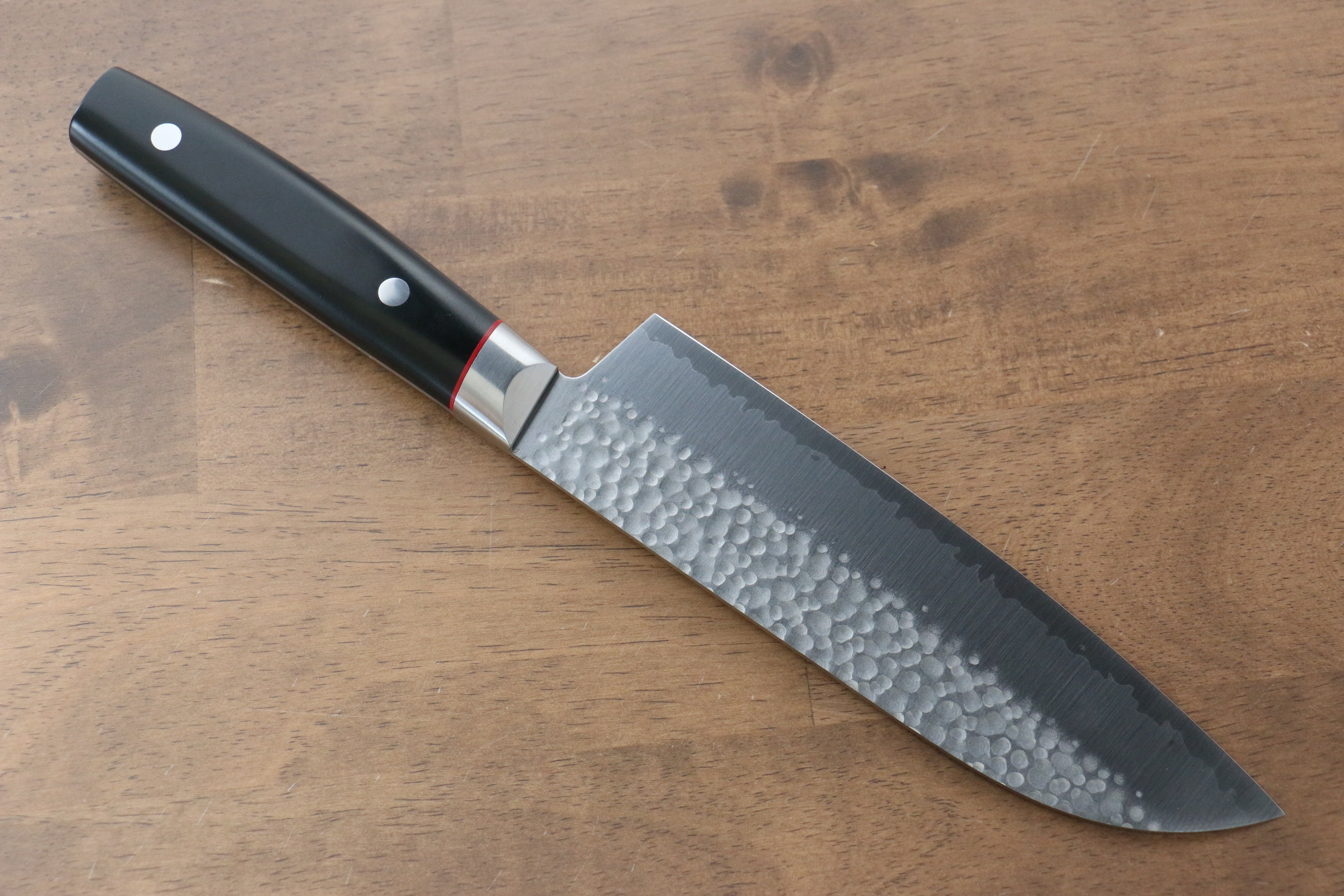 Seisuke PRO-J VG10 Hammered Santoku 170mm Black Micarta Handle - Japanny - Best Japanese Knife