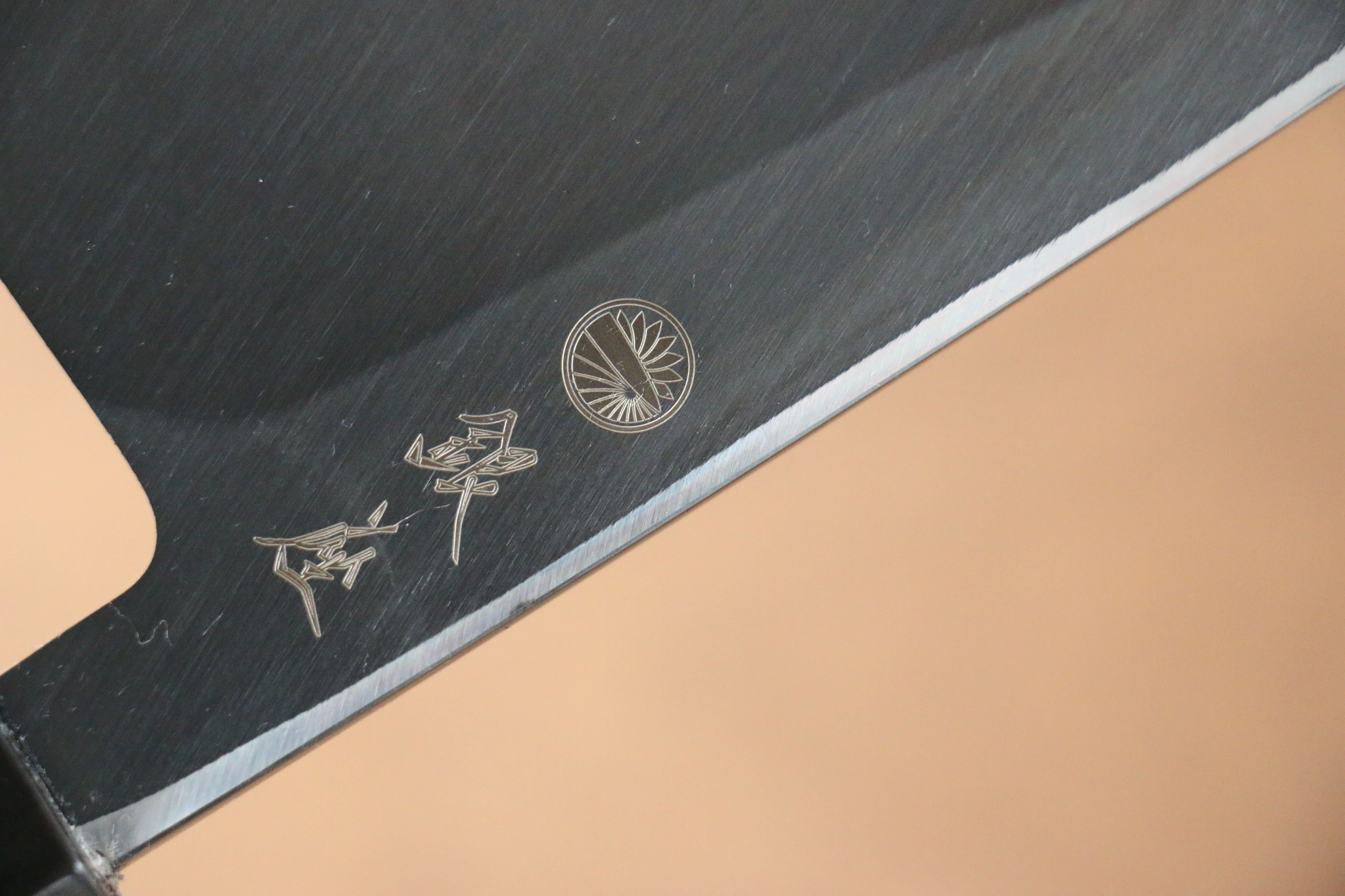 Jikko Ginza White Steel Black dyeing Kiritsuke Deba  180mm Ebony Wood Handle - Japanny - Best Japanese Knife