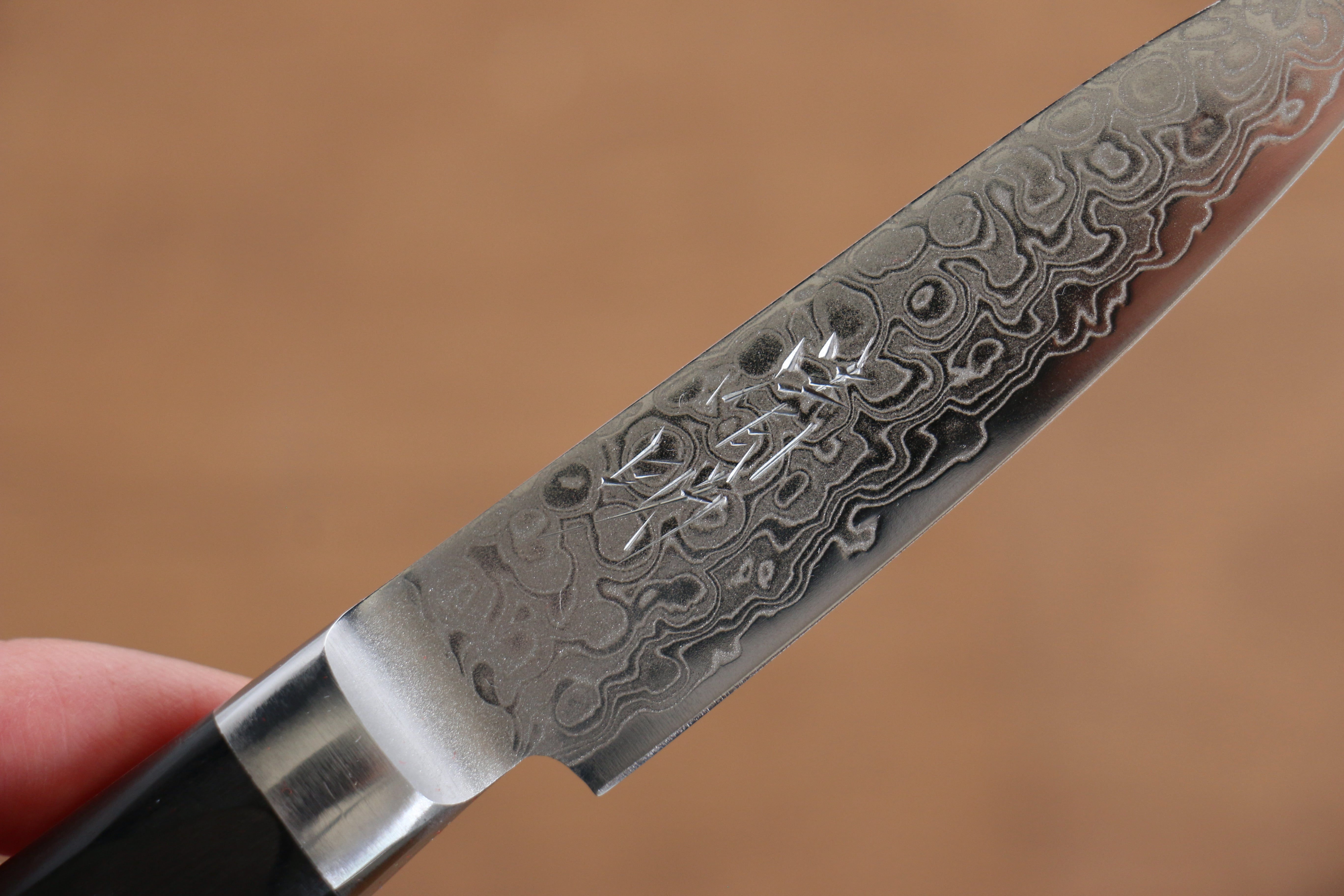 Seisuke AUS10 45 Layer Mirrored Finish Damascus Petty-Utility 80mm Black Pakka wood Handle - Japanny - Best Japanese Knife