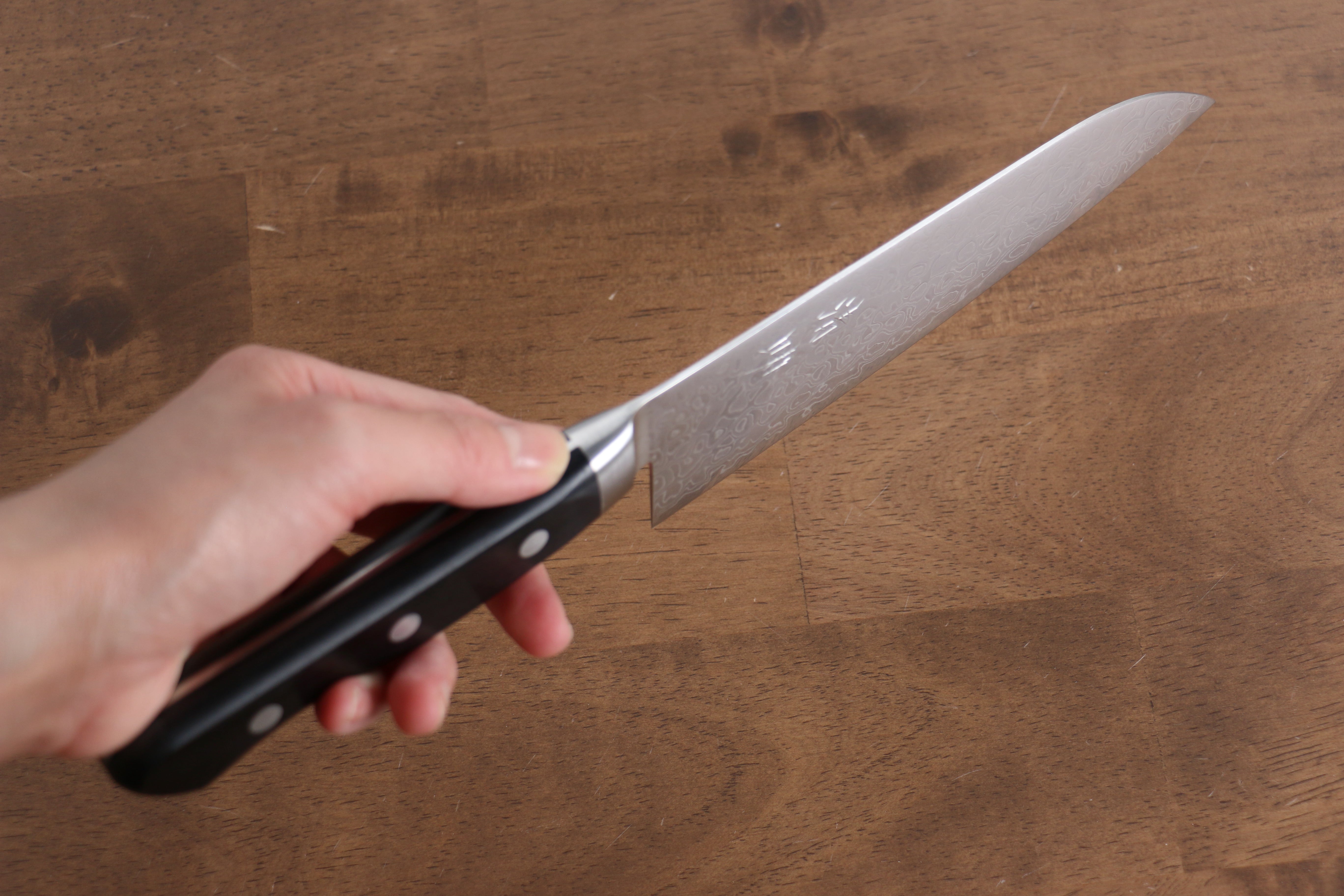 Seisuke AUS10 45 Layer Mirrored Finish Damascus Santoku 170mm Black Pakka wood Handle - Japanny - Best Japanese Knife