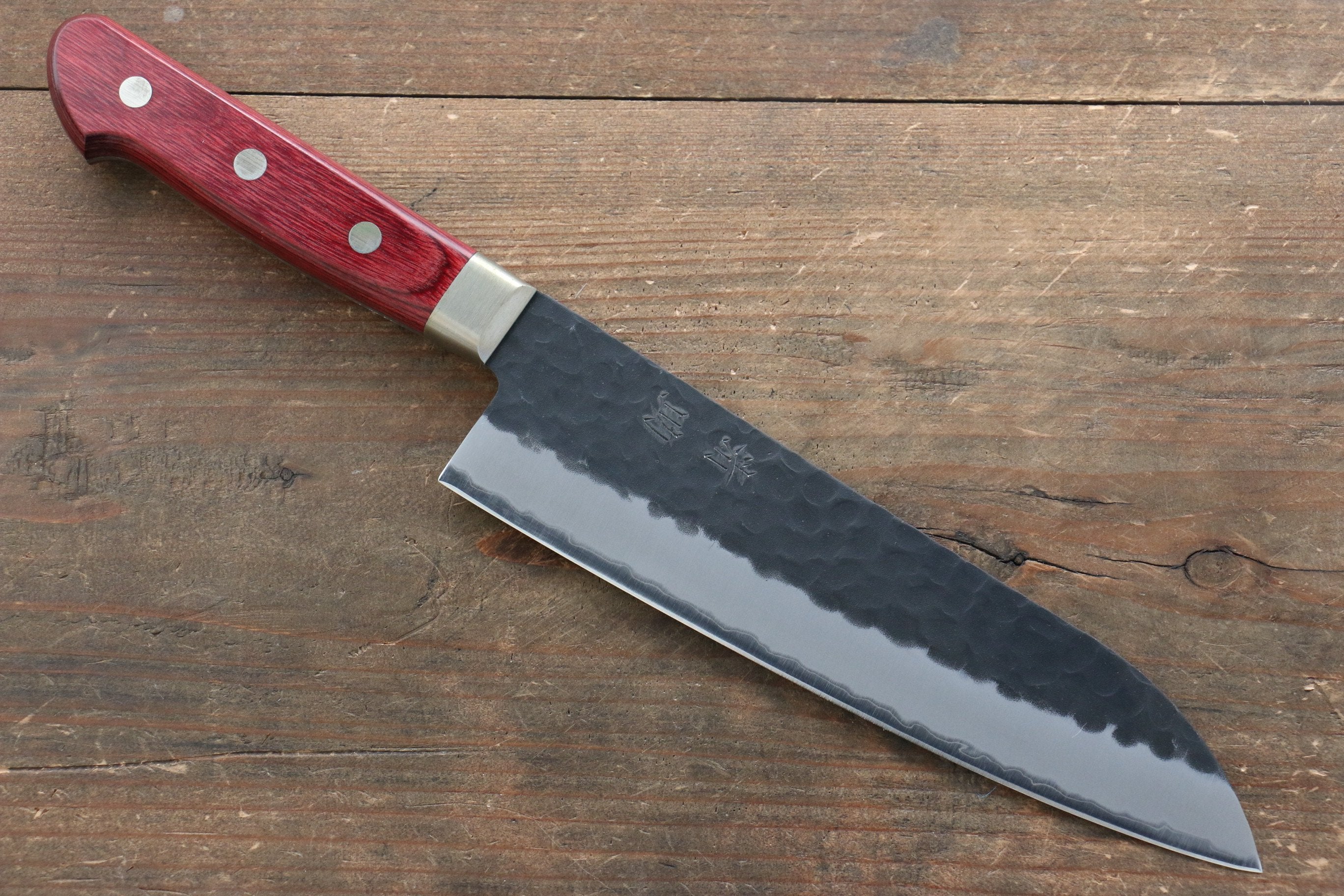 Seisuke Kurobeni Blue Super Hammered Kurouchi Santoku 185mm Red Pakka wood Handle - Japanny - Best Japanese Knife