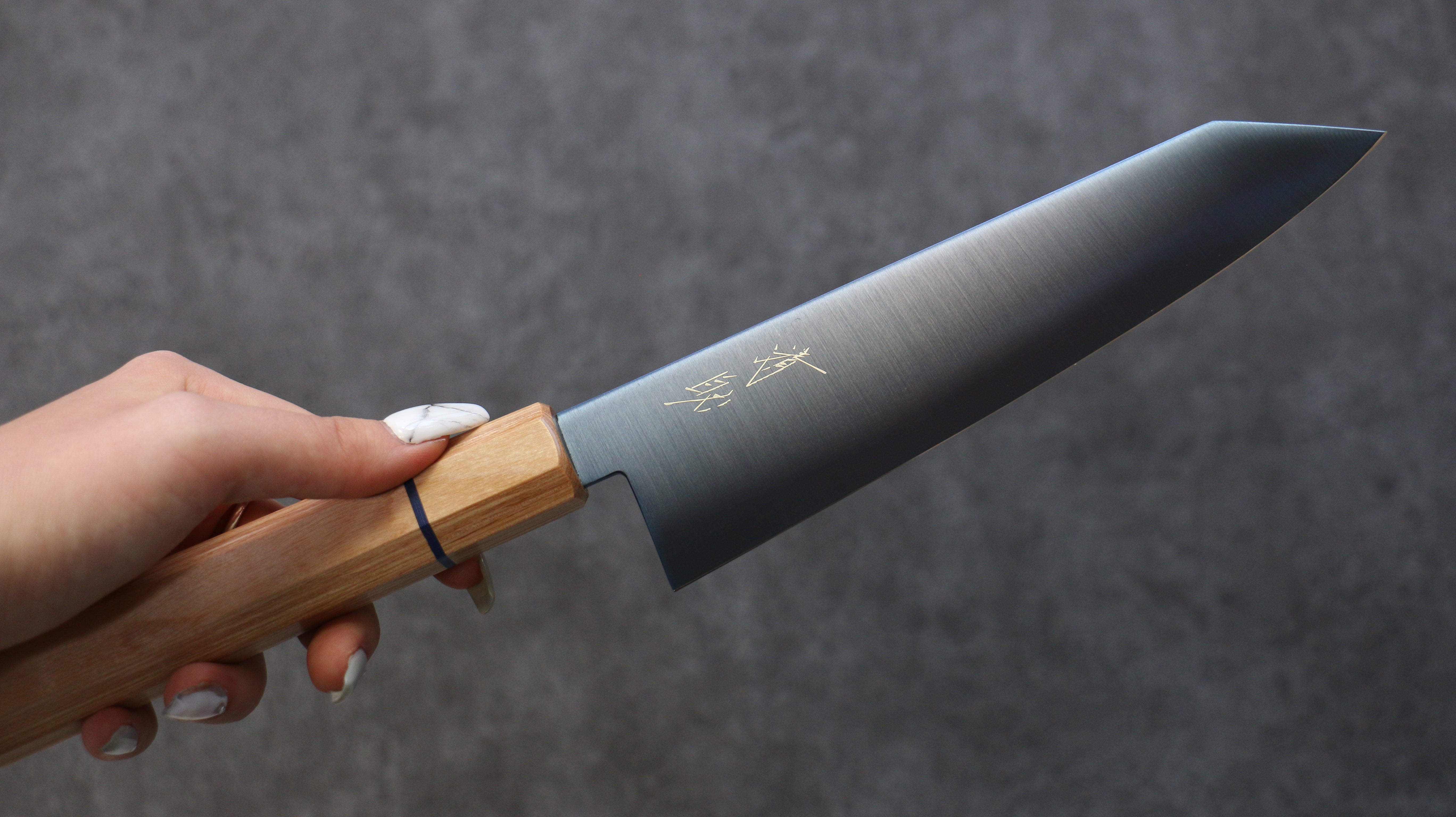 Seisuke SK-85 Ion plating Kiritsuke Santoku 180mm White wood Handle - Japanny - Best Japanese Knife