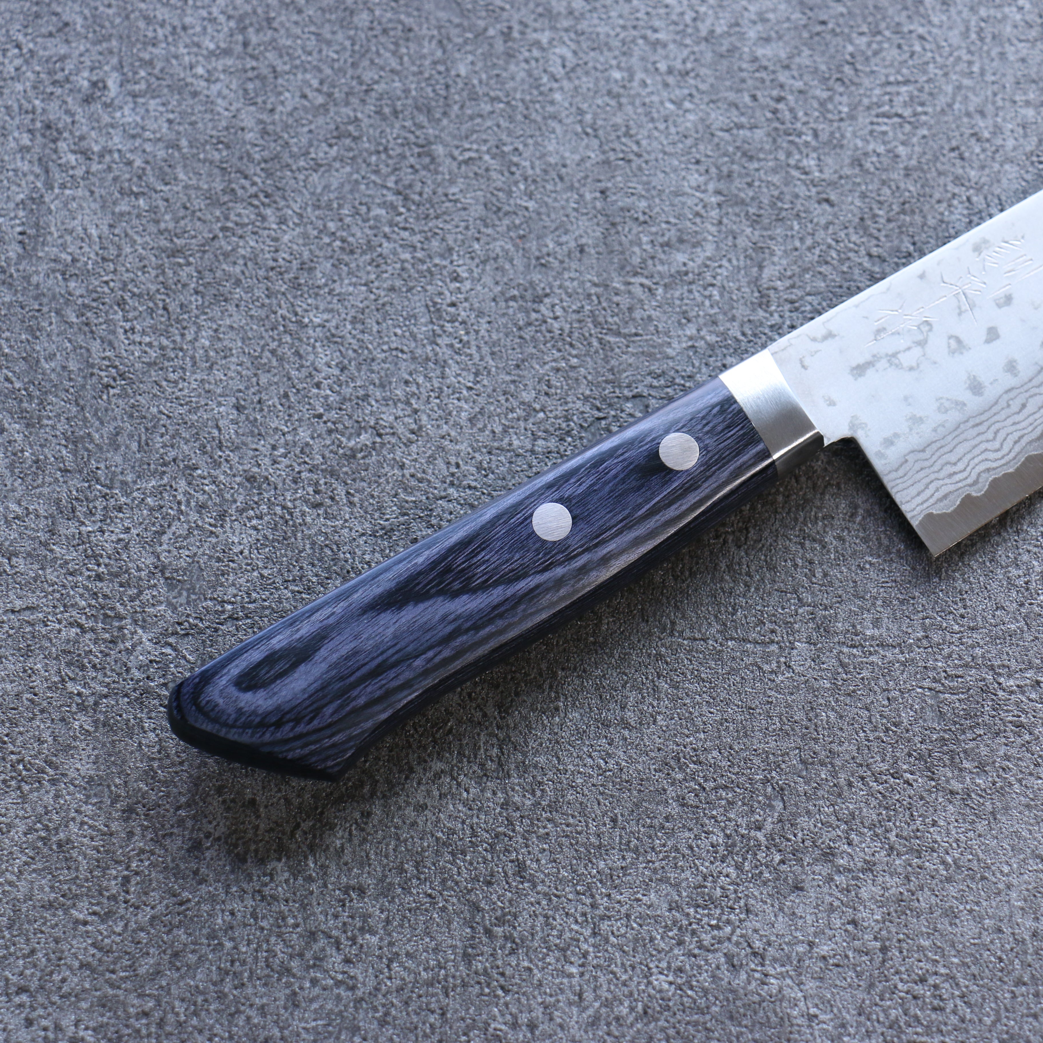 Kunihira Sairyu VG10 Damascus Santoku 170mm Navy blue Pakka wood Handle - Japanny - Best Japanese Knife
