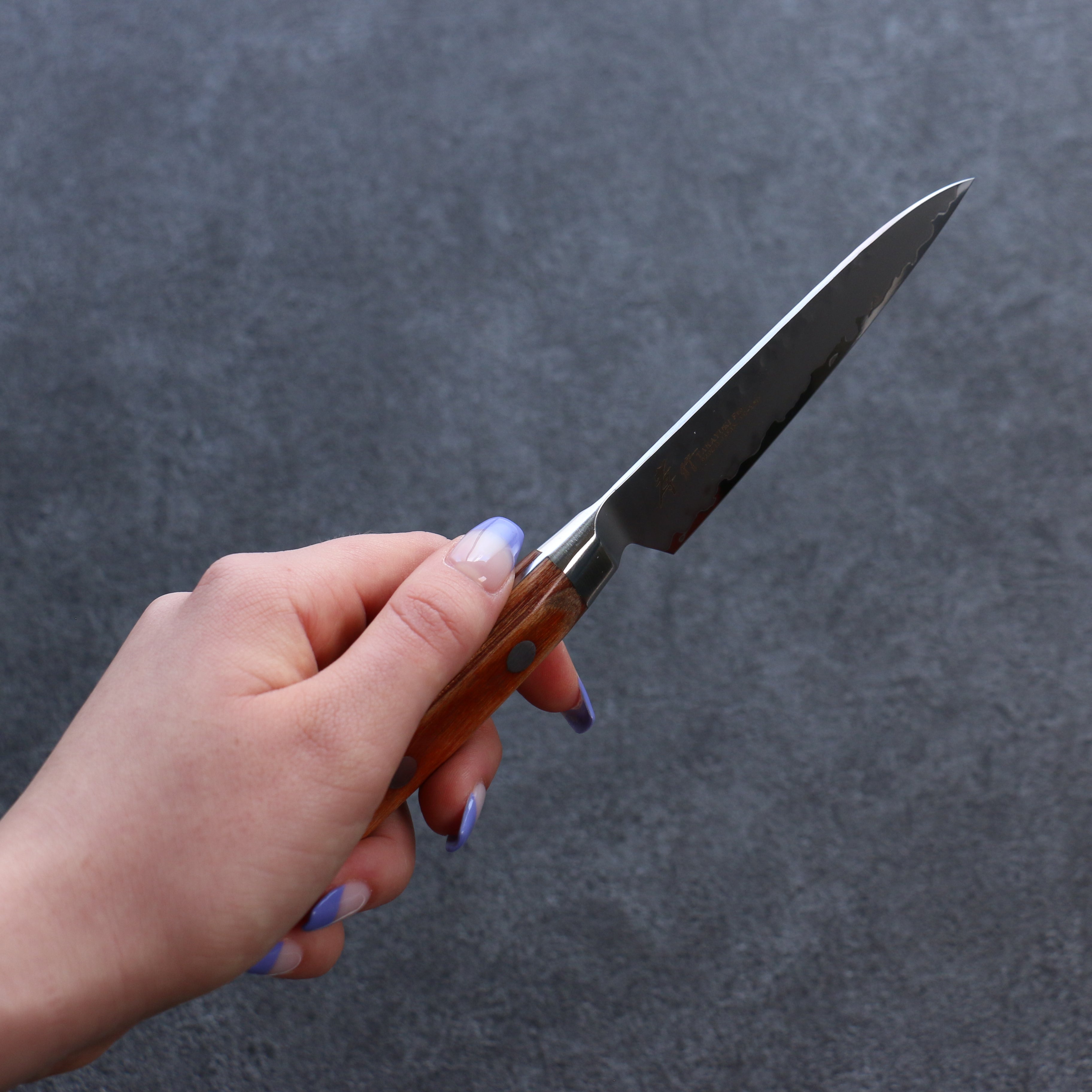 Sakai Takayuki VG5 Hammered Petty-Utility 90mm Brown Pakka wood Handle - Japanny - Best Japanese Knife