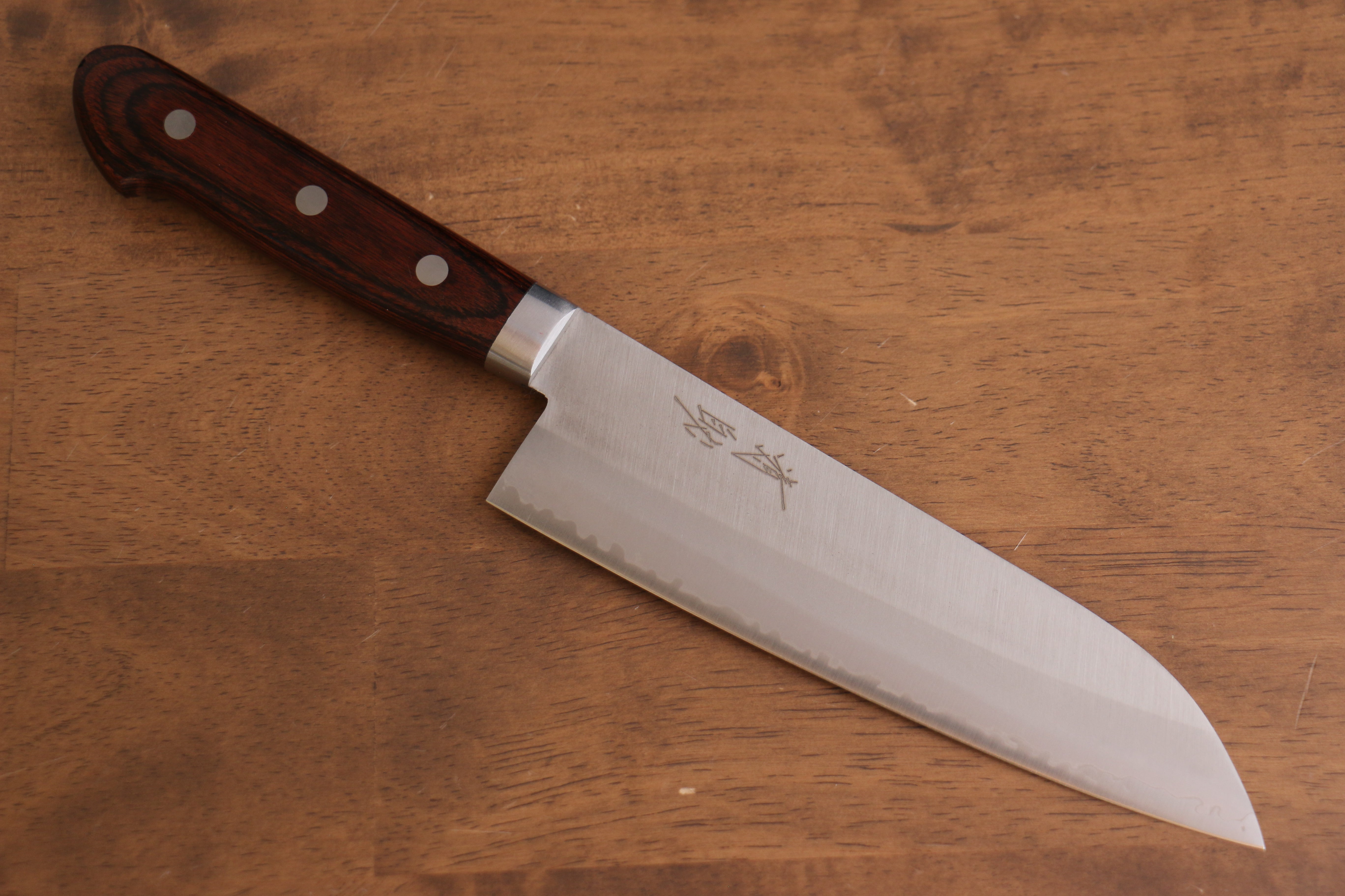 Seisuke VG1 Kasumitogi Santoku 165mm Mahogany Handle - Japanny - Best Japanese Knife