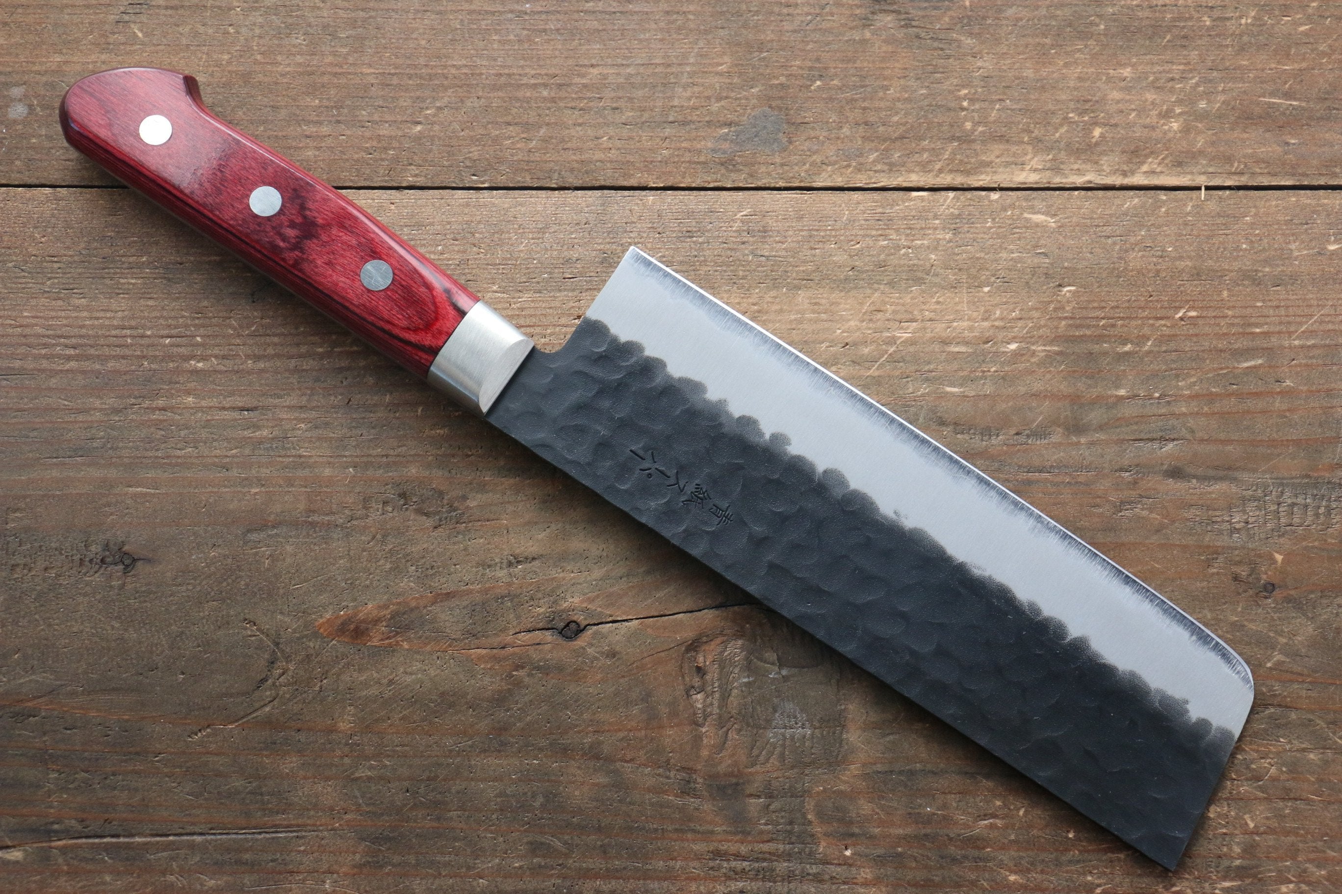 Seisuke Kurobeni Blue Super Hammered Kurouchi Nakiri 165mm Red Pakka wood Handle - Japanny - Best Japanese Knife