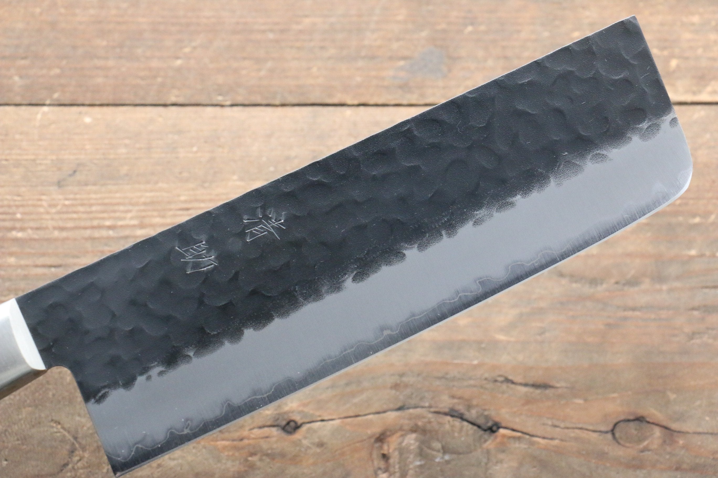 Seisuke Kurobeni Blue Super Hammered Kurouchi Nakiri 165mm Red Pakka wood Handle - Japanny - Best Japanese Knife