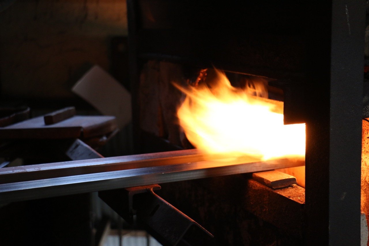 Shigeki Tanaka VG10 17 Layer Damascus Petty-Utility 150mm Red Pakka wood Handle - Japanny - Best Japanese Knife