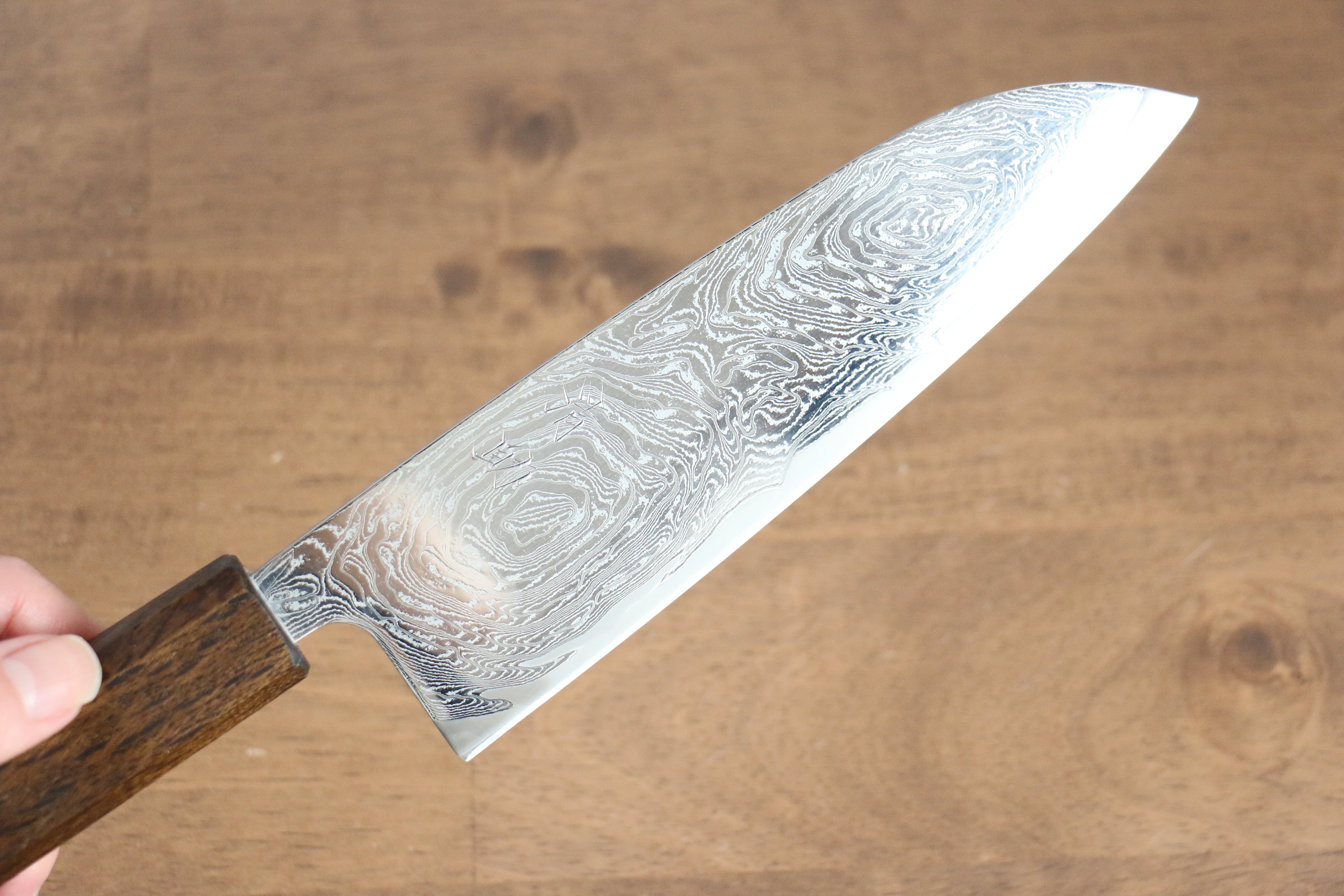 Seisuke Nami AUS10 Mirrored Finish Damascus Santoku 165mm Oak Handle - Japanny - Best Japanese Knife