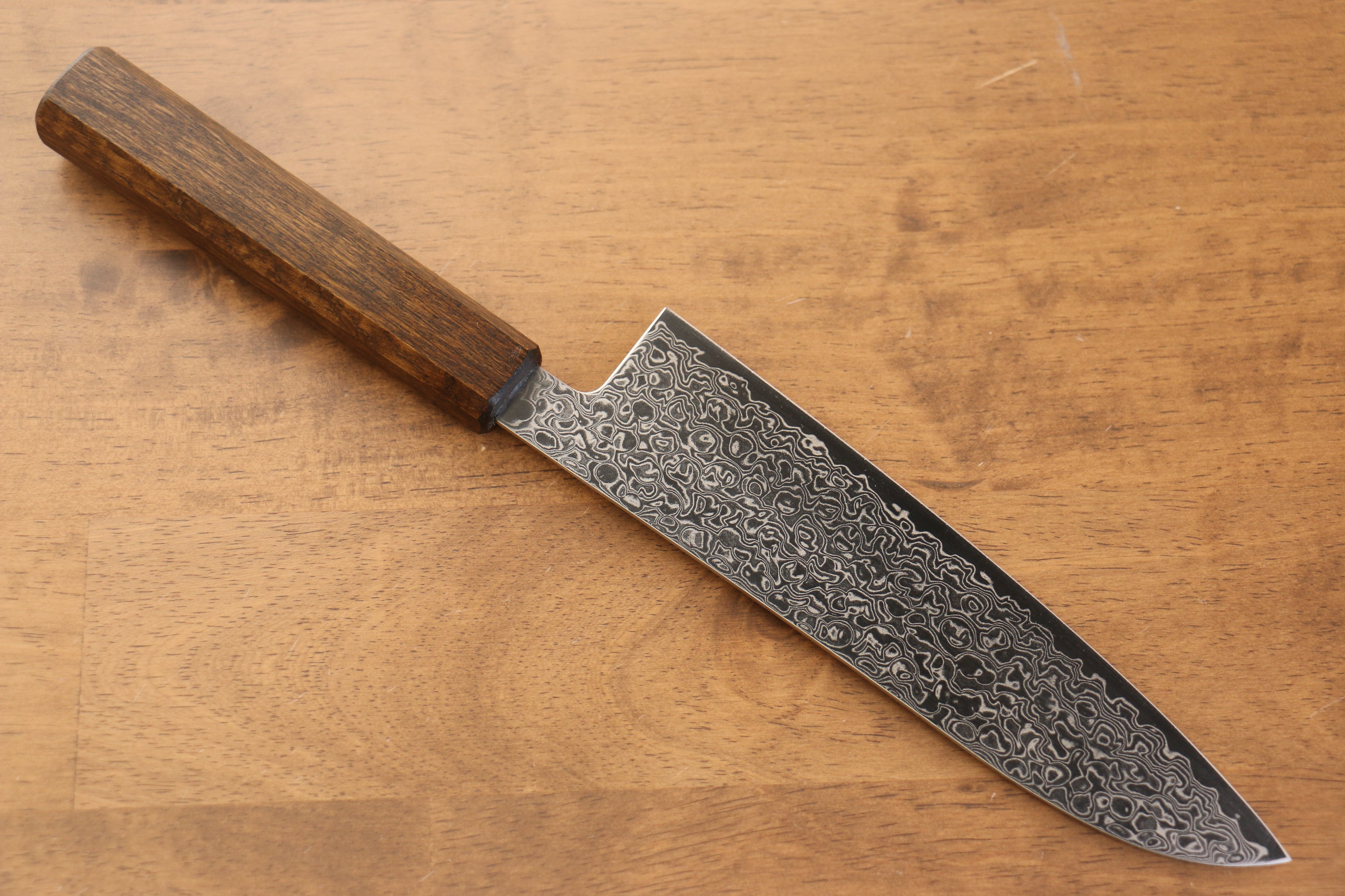 Seisuke ZA-18 Mirrored Finish Damascus Santoku 180mm Oak Handle - Japanny - Best Japanese Knife