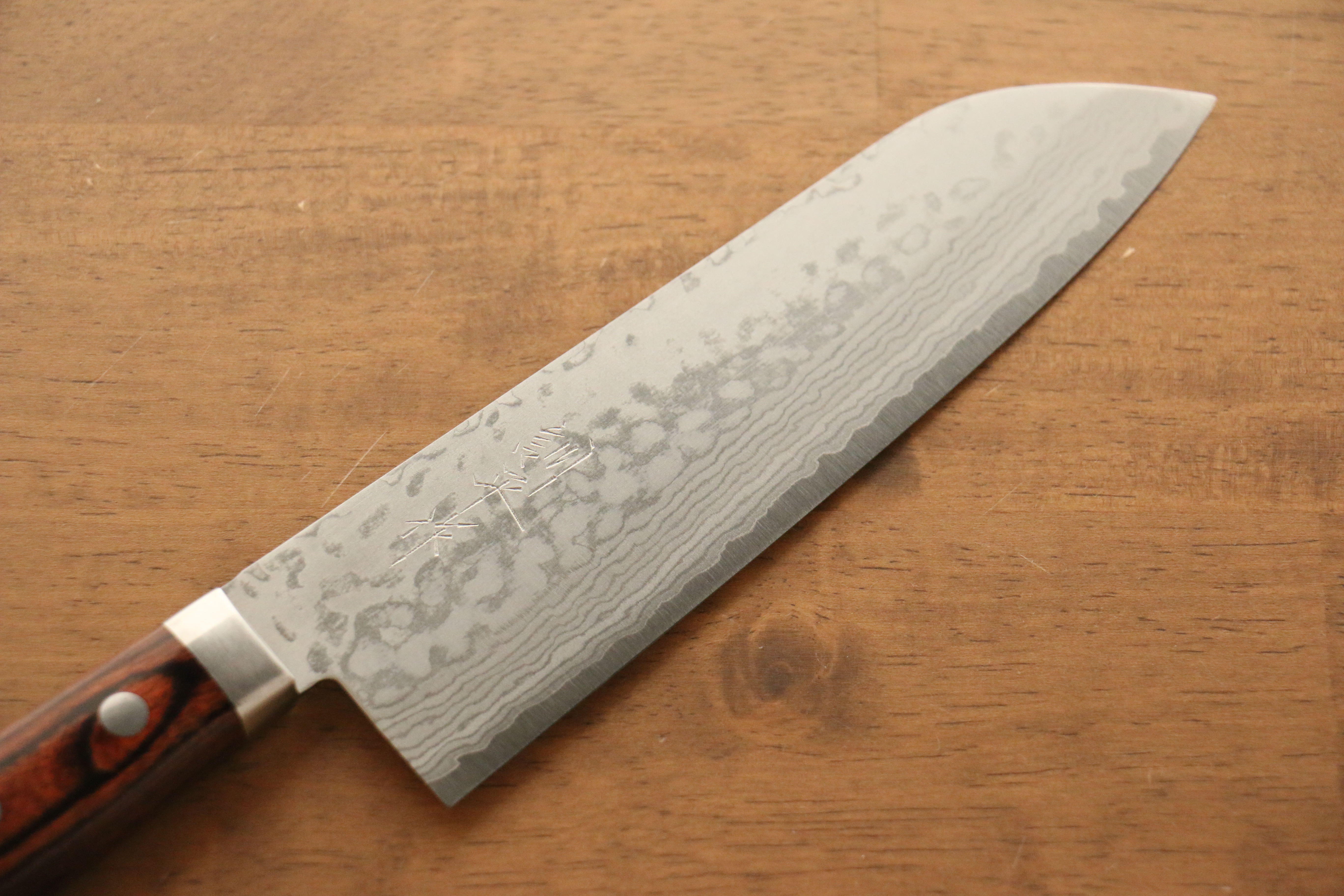 Kunihira Sairyu VG10 Damascus Santoku 170mm Mahogany Handle - Japanny - Best Japanese Knife